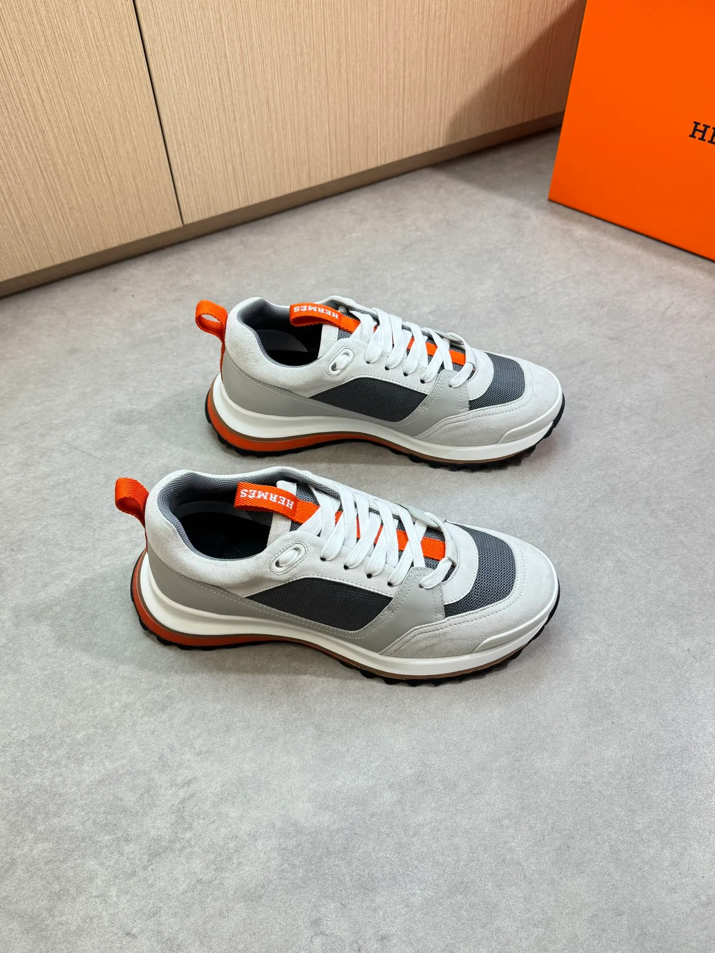 Men's shoes 💰700 [HERMES] Hermès - High-end quality original order·Casual sports shoes - Upper: 🔝Nappa calfskin, suede sheepskin leather, brand high mercerized canvas, tongue. Heel. Brand logo webbing - Inner: brand canvas, foot pad; water-dyed cowhide - Outsole: ultra-light T men's shoes 💰U foam·rubber; two-color molded outsole -Ultra-high quality control·Fine workmanship: highlighted (high-end·nobility·grade) -Size: 39-44 (38, 45, can be customized)·0118